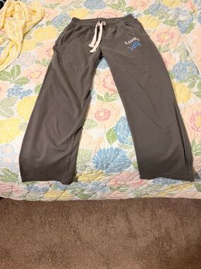 Gray Sweatpants with Detroit Lions' Logo
